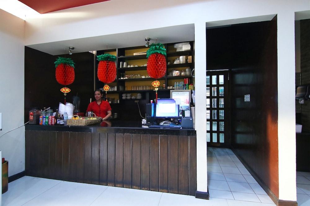 Oyo 110 Asiatel Hotel Pasay Exterior photo