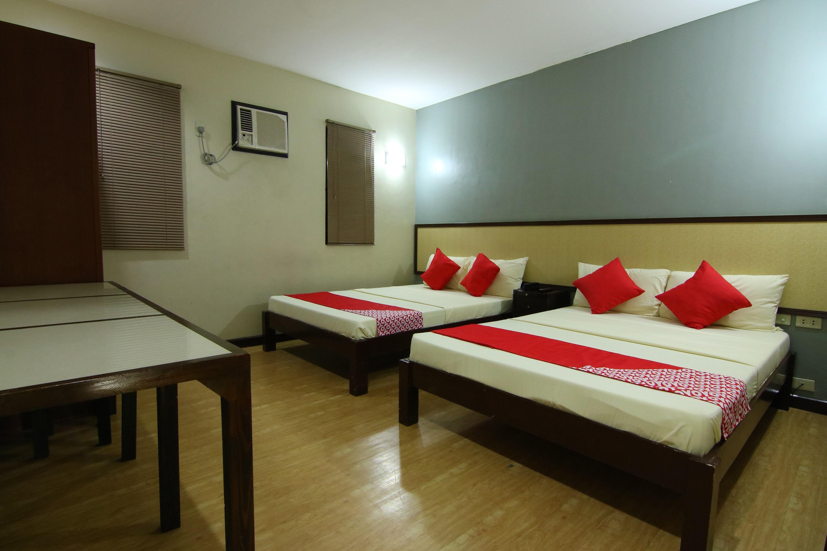 Oyo 110 Asiatel Hotel Pasay Exterior photo