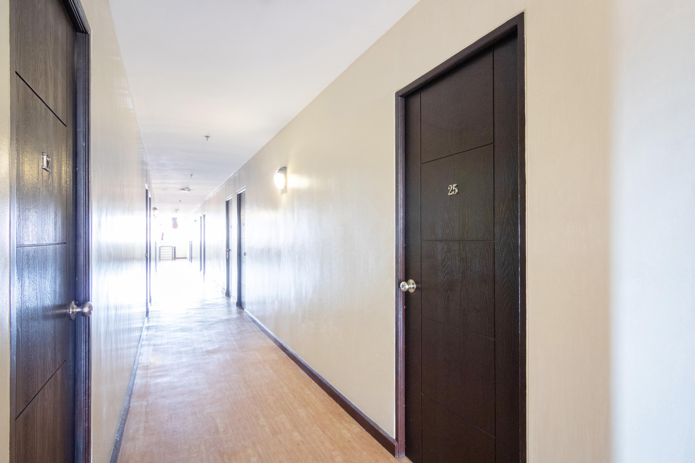 Oyo 110 Asiatel Hotel Pasay Exterior photo