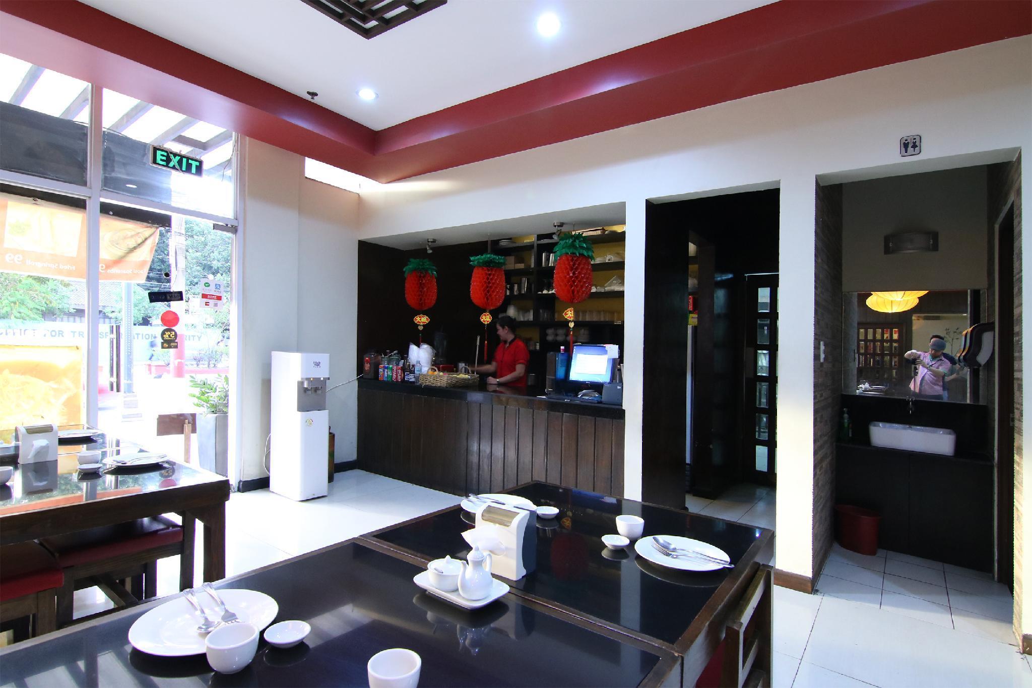Oyo 110 Asiatel Hotel Pasay Exterior photo