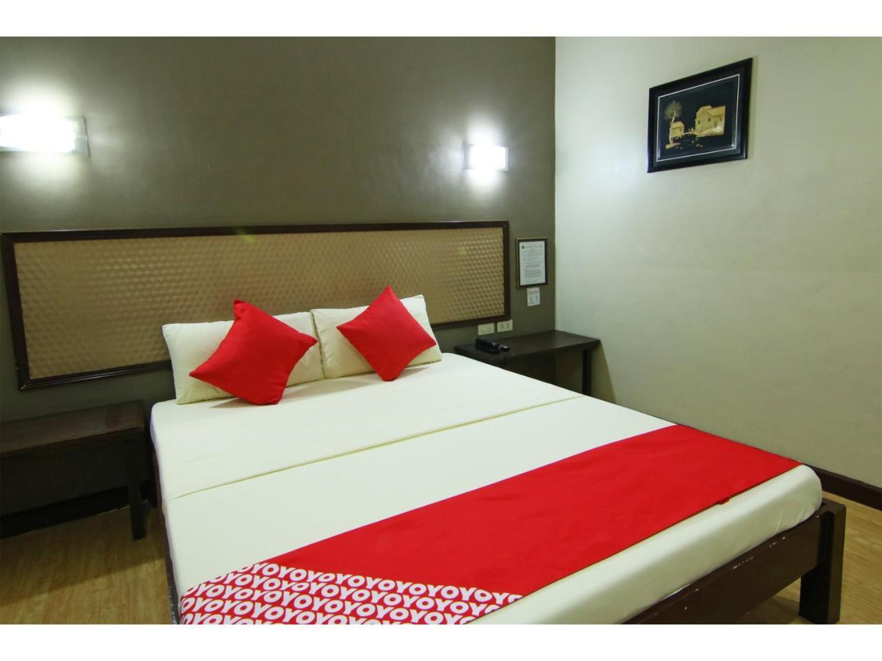 Oyo 110 Asiatel Hotel Pasay Exterior photo